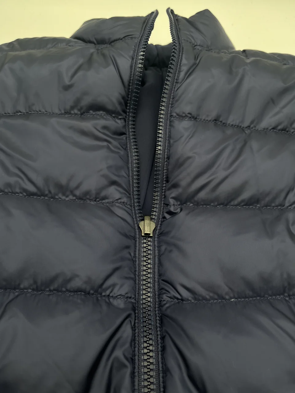MONCLER PUFFER JACKET view 5