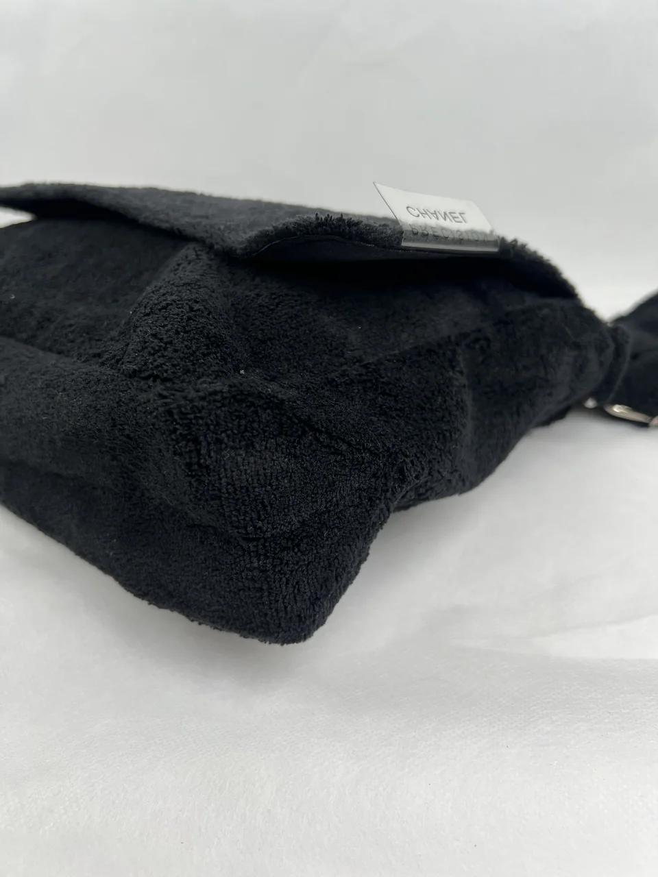CHANEL SHOULDER BAG view 5
