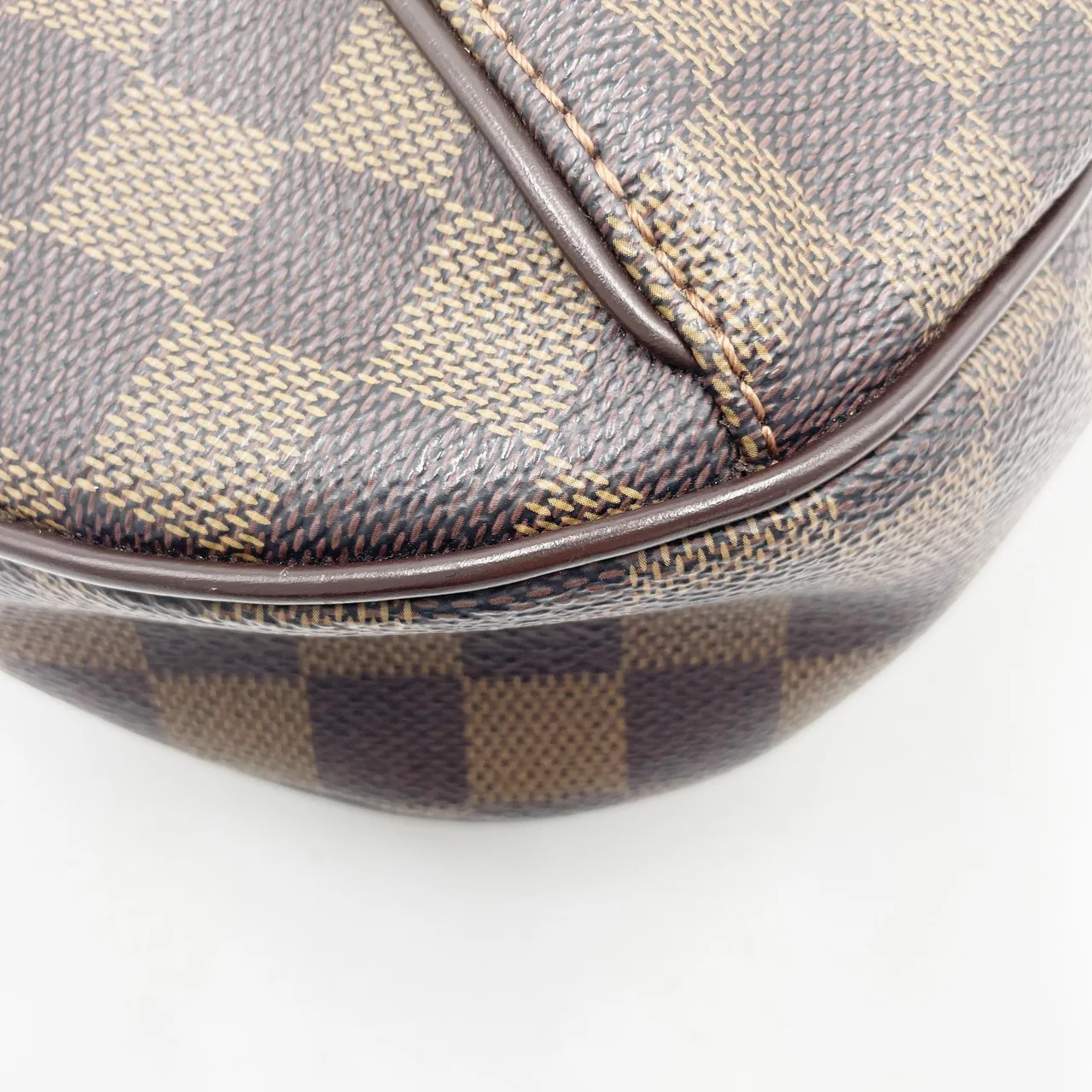 LV DAMIER THAMES view 10