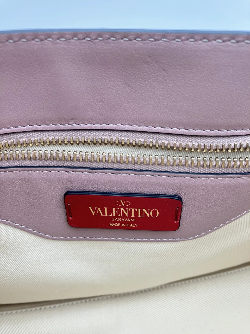 VALENTINO SHOULDER BAG (BROWN) view 24