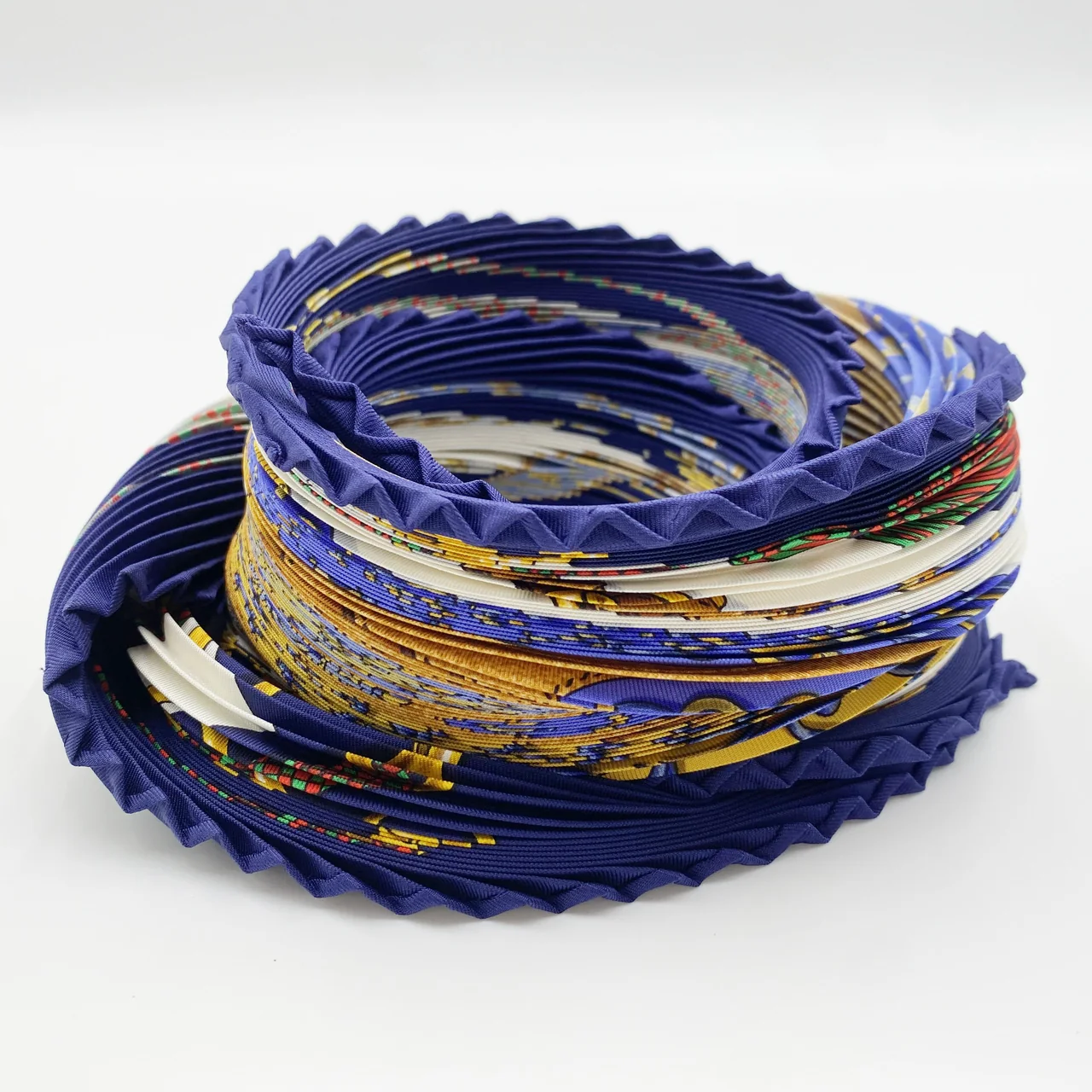 HERMES PLEATED SCARF
