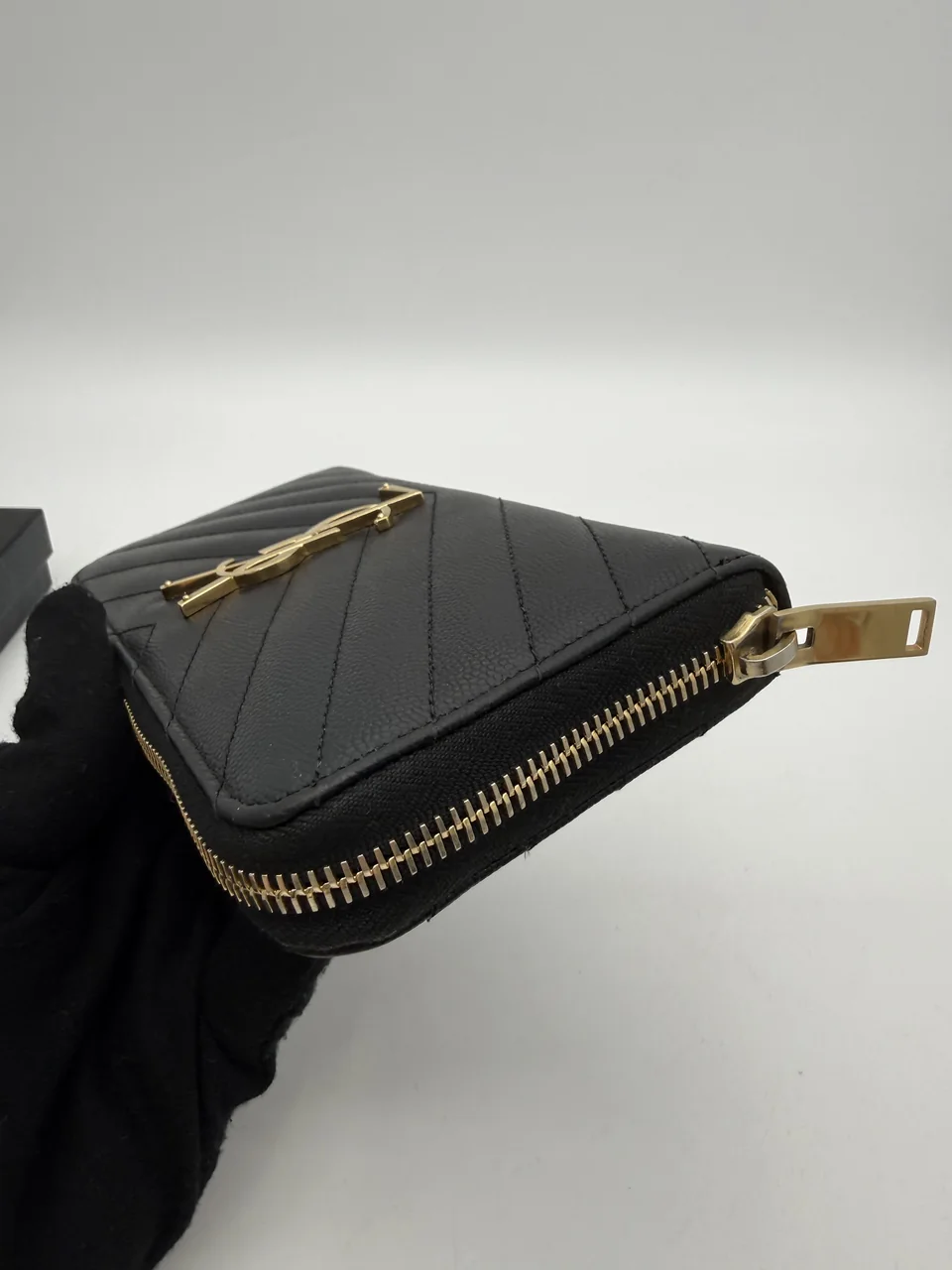 SAINT LAURENT CASSANDRA LONG WALLET view 4