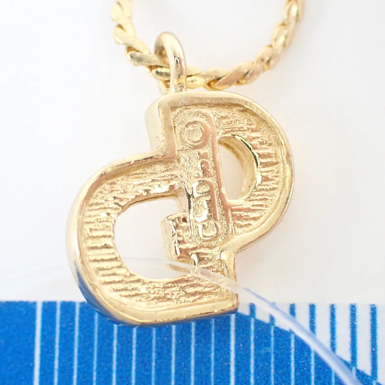 DIOR LOGO NECKLACE