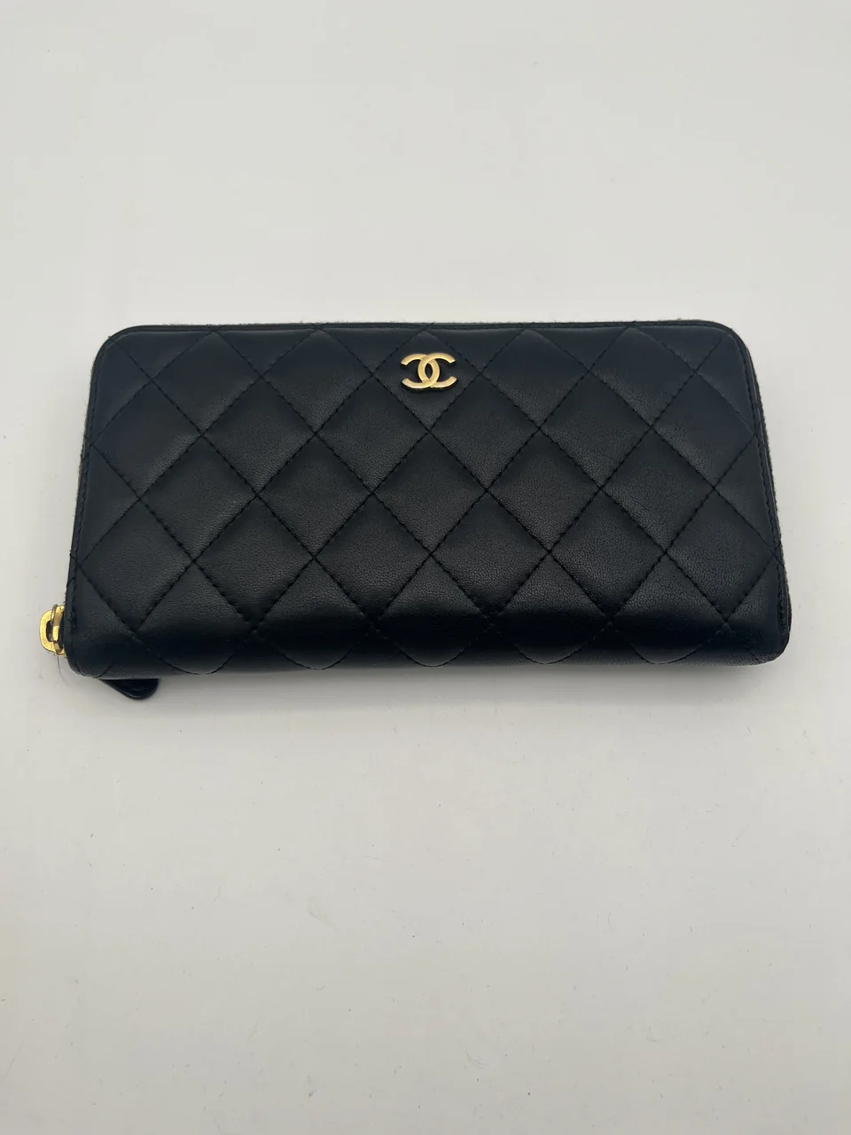 CHANEL LAMB SKIN ROUND FASTENER LONG WALLET
