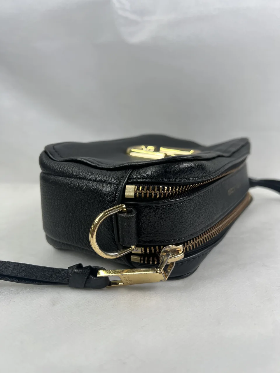 MARC BY MARC JACOBS ITEM view 3