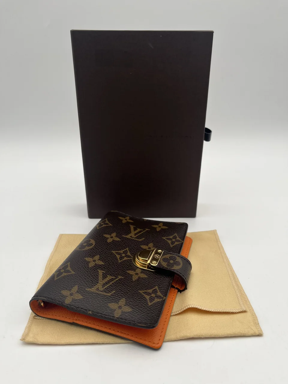 LV NOTEBOOK COVER