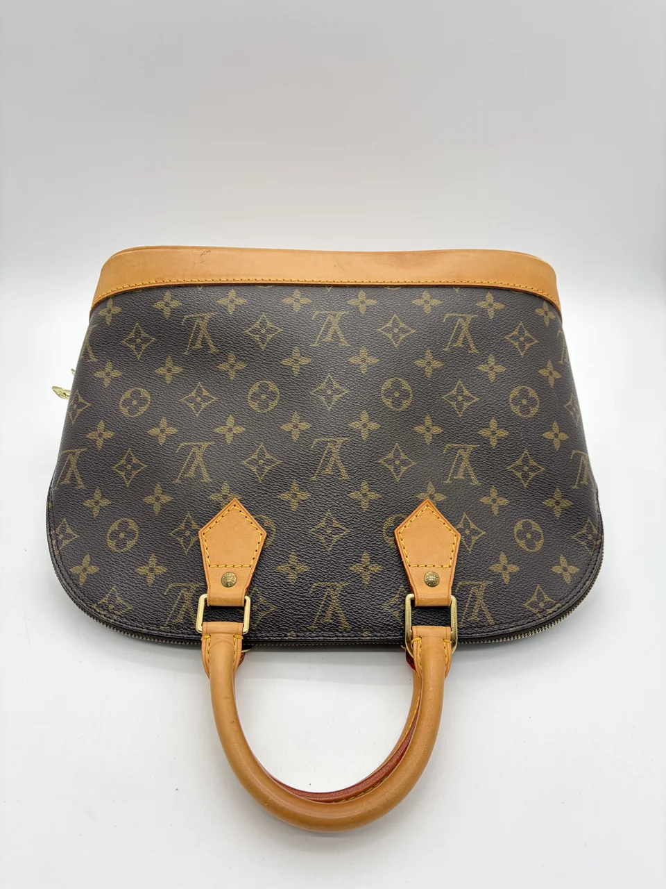 LV MONOGRAM ALMA view 5