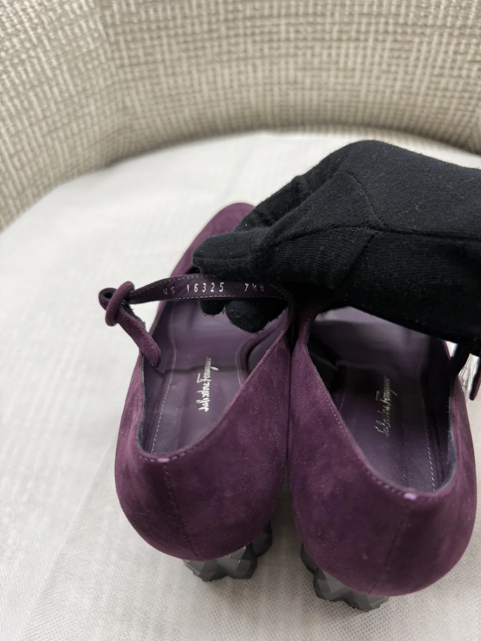 SALVATORE FERRAGAMO PUMPS view 10
