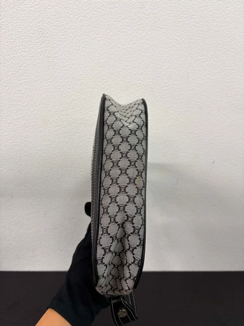 CELINE TRIOMPHE SHOULDER BAG view 11