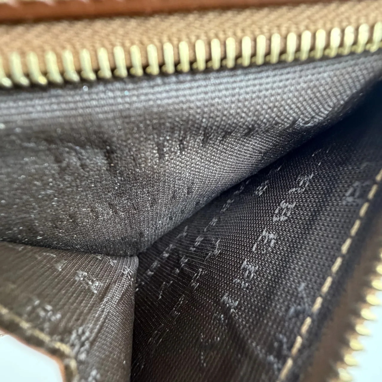 BURBERRY SHOULDER WALLET view 9