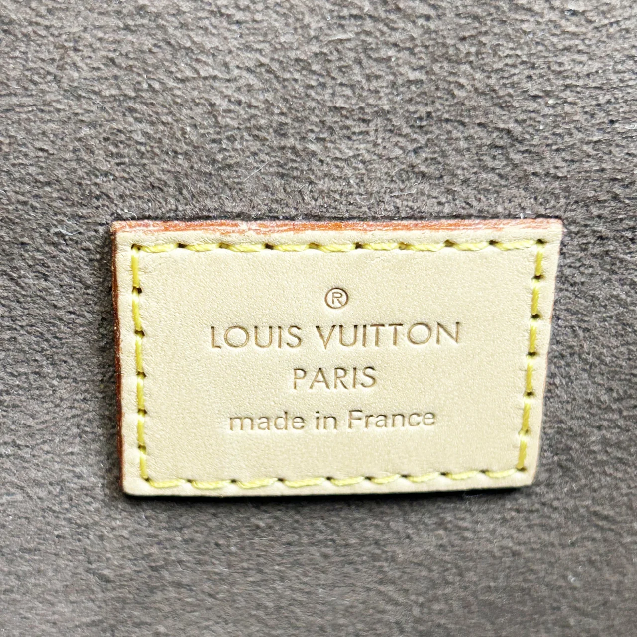 LV MONOGRAM POCHETTE METIS MM view 10