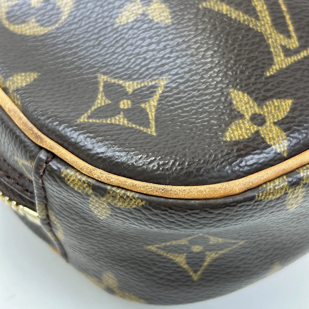 LV MONOGRAM GANGE view 5