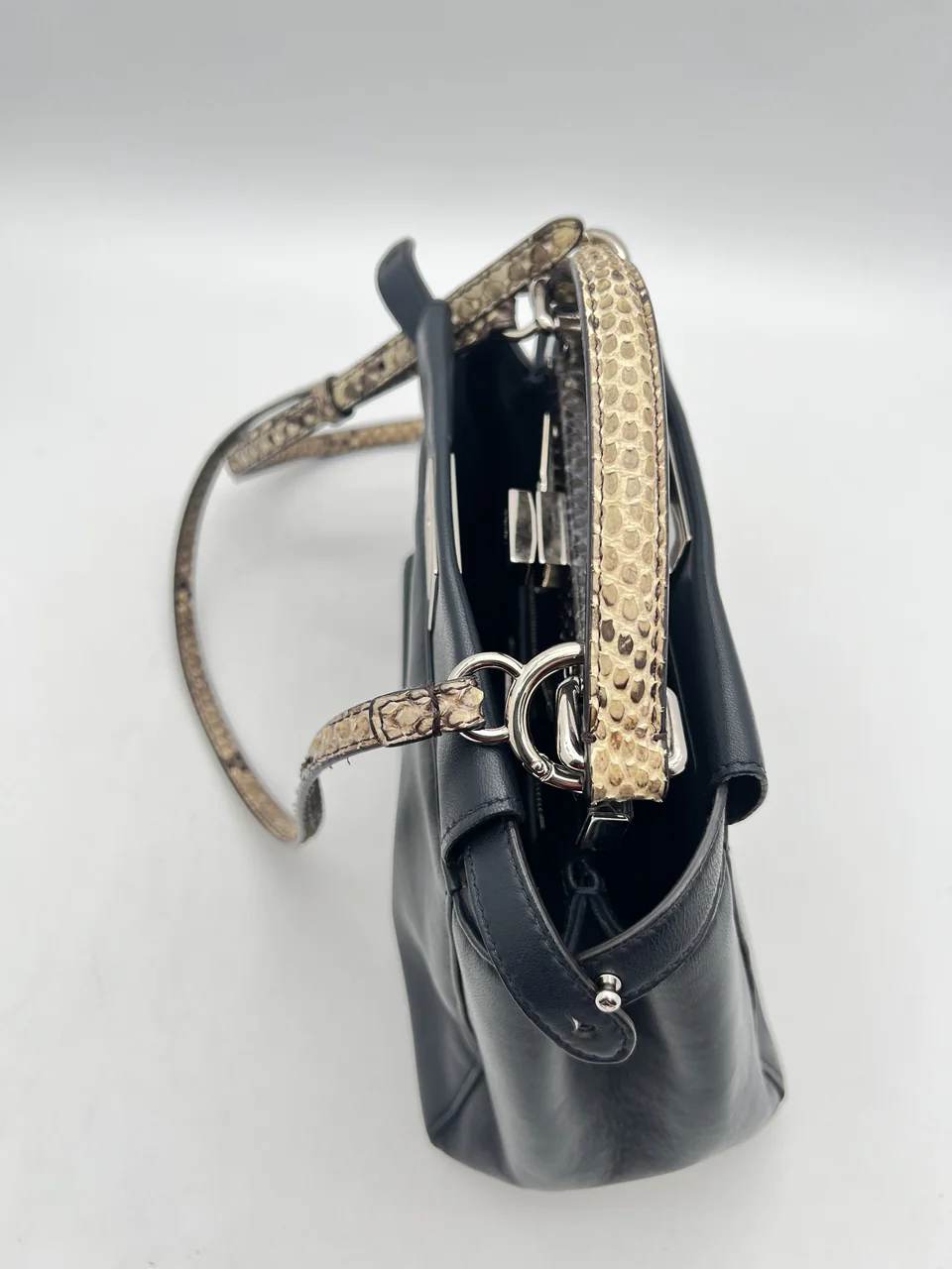 FENDI PEEK-A-BOO MINI (BLACK) view 7