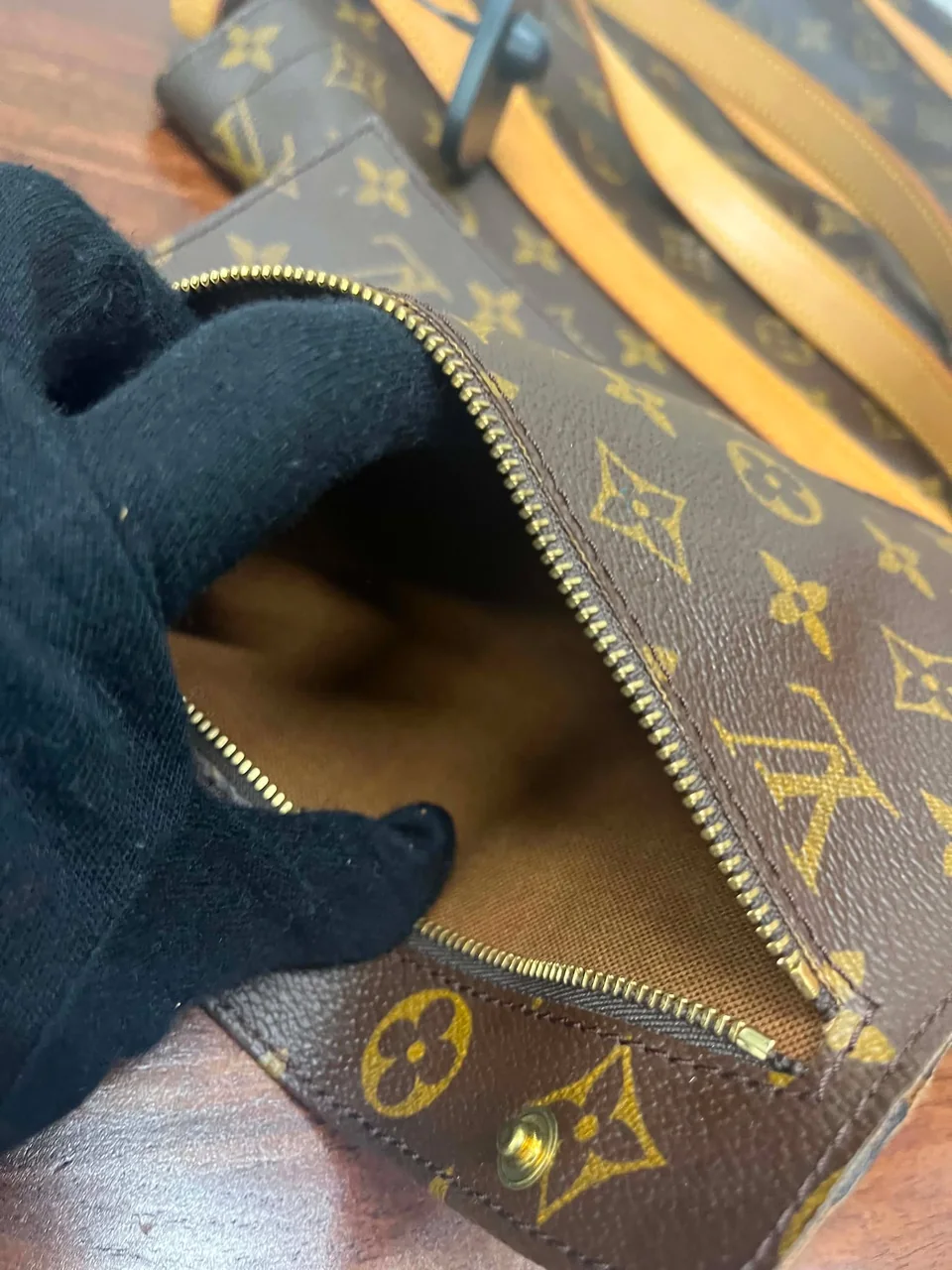 LV MONOGRAM RANDONNE GM photo 5