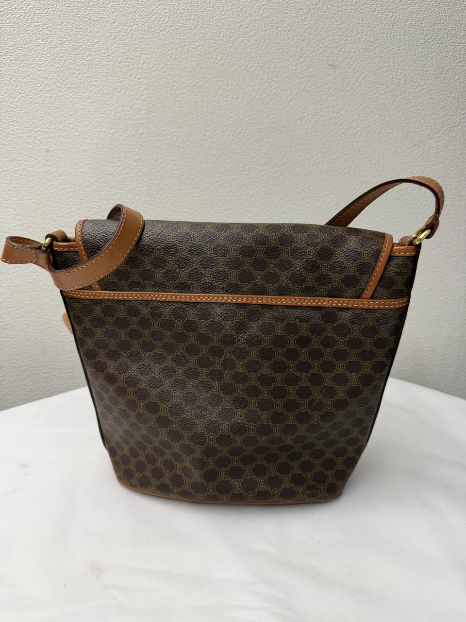 CELINE SHOULDER BAG view 3
