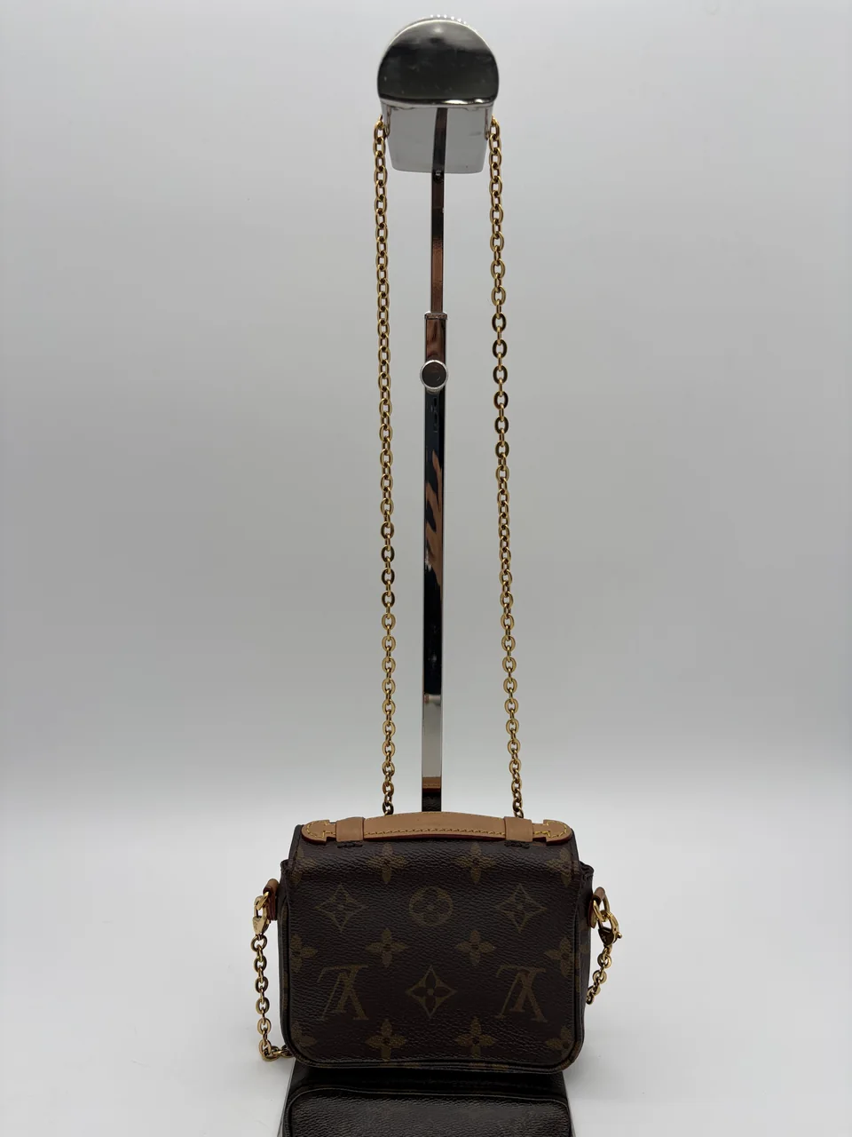 LV MONOGRAM MICRO METIS view 2