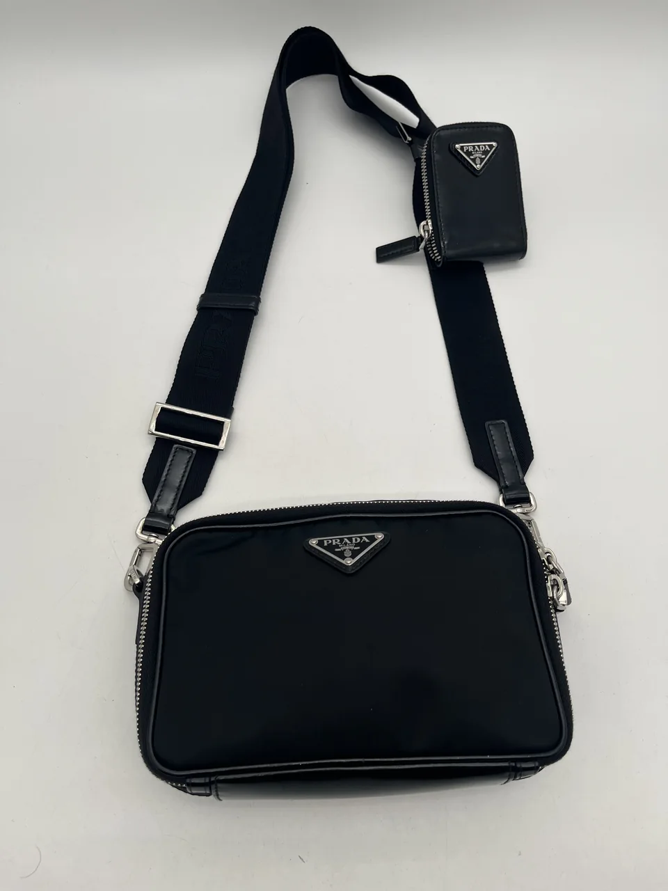 PRADA NYLON SHOULDER BAG (BLACK) view 3