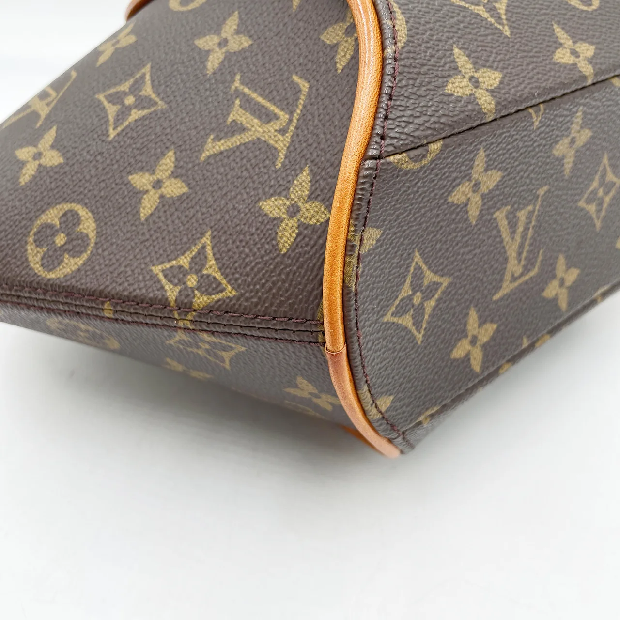 LV MONOGRAM ELLIPSE PM view 4