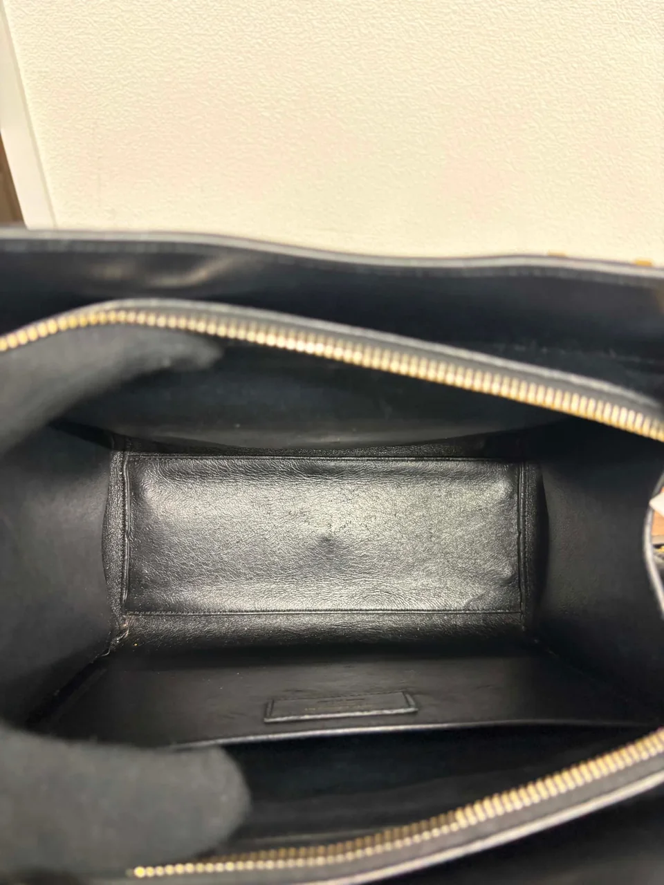 SAINT LAURENT TWO-WAY SHOULDER BAG view 10