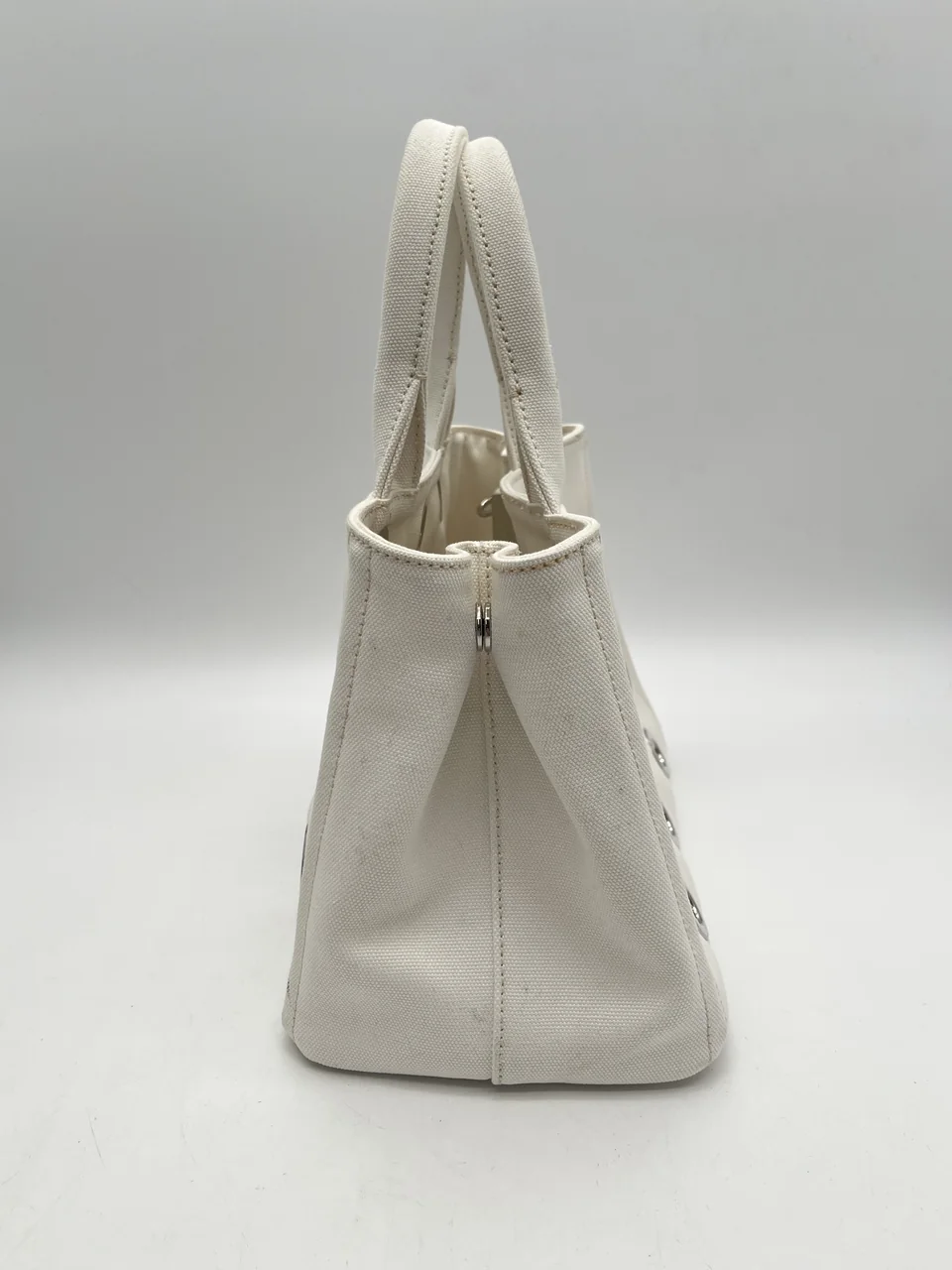 PRADA CANAPA view 4