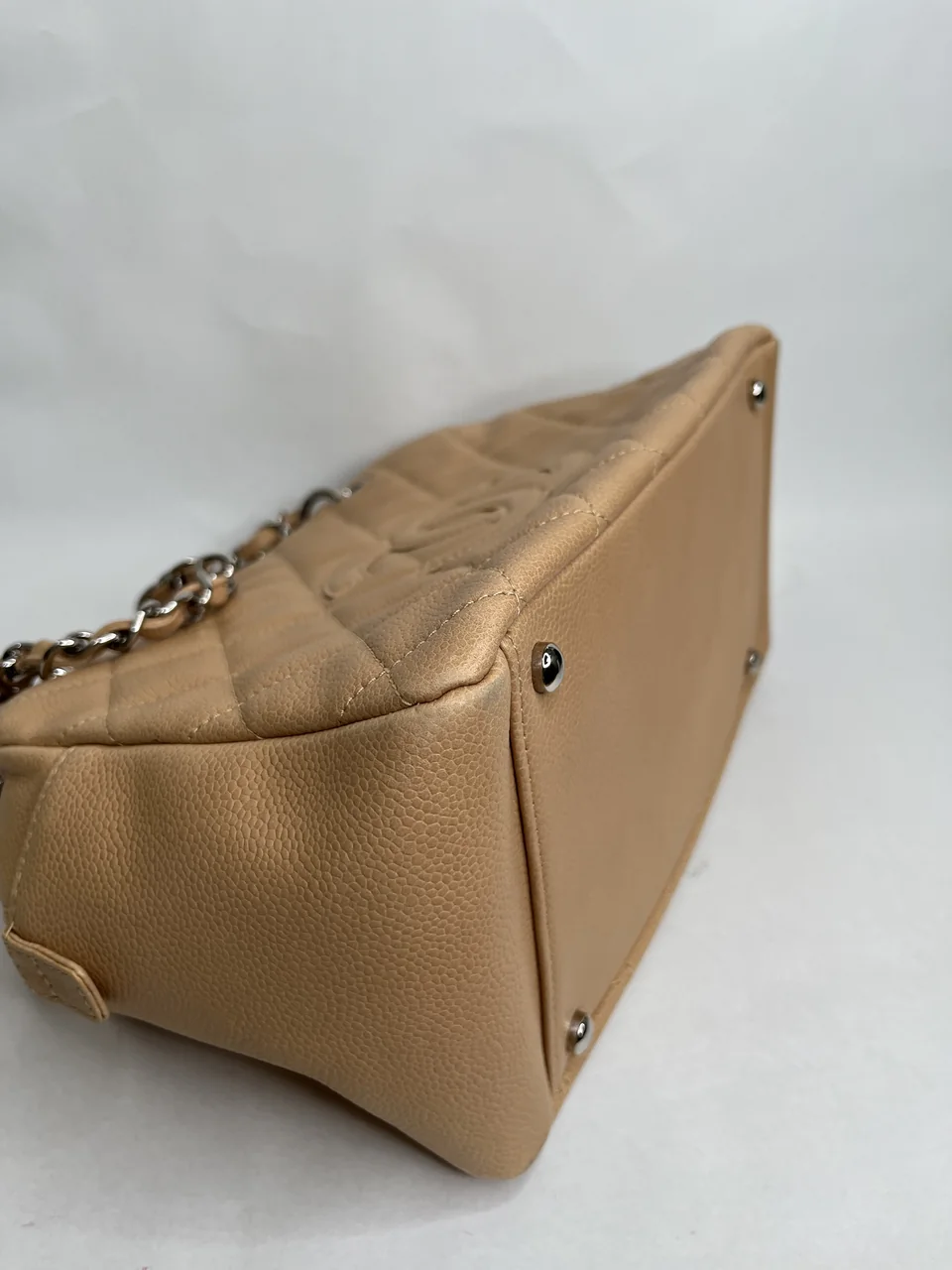 CHANEL CAVIAR CHAIN TOTE BAG (12 SERIAL CODE) view 4