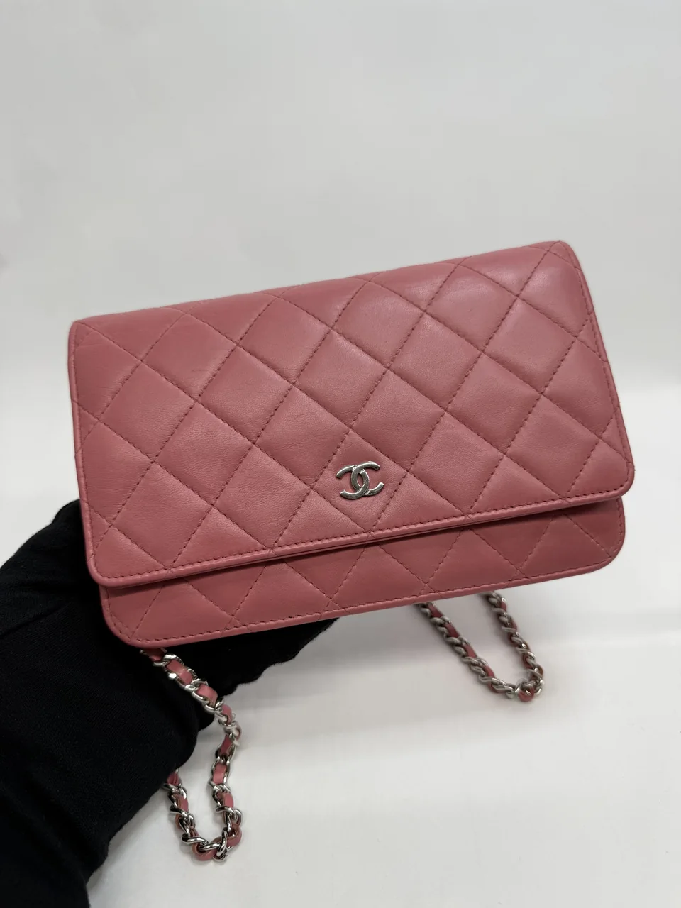 CHANEL LAMB SKIN CHAIN SHOULDER BAG (22 SERIAL CODE) view 4