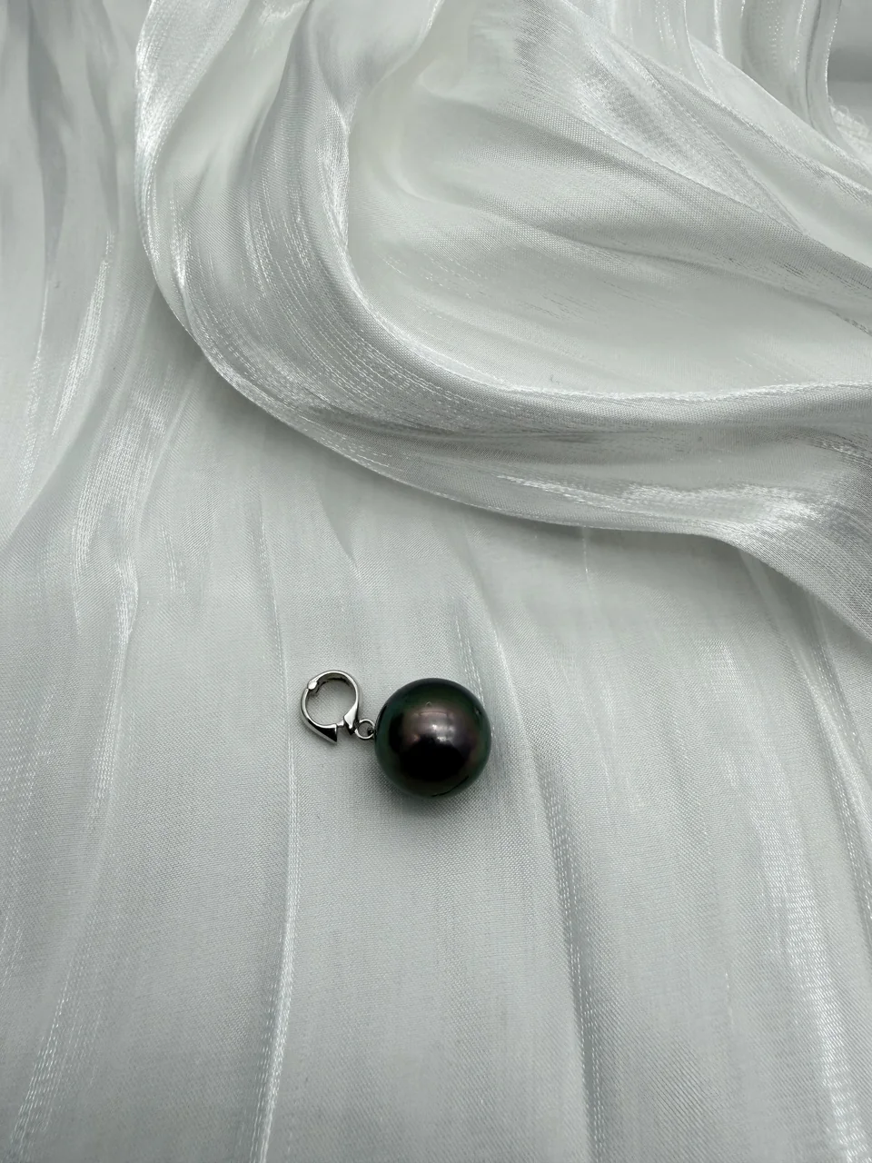 WGK14 PEARL PENDANT 13.7MM 4.4G