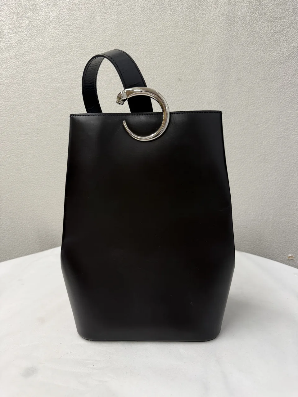 CARTIER SHOULDER BAG (BLACK)
