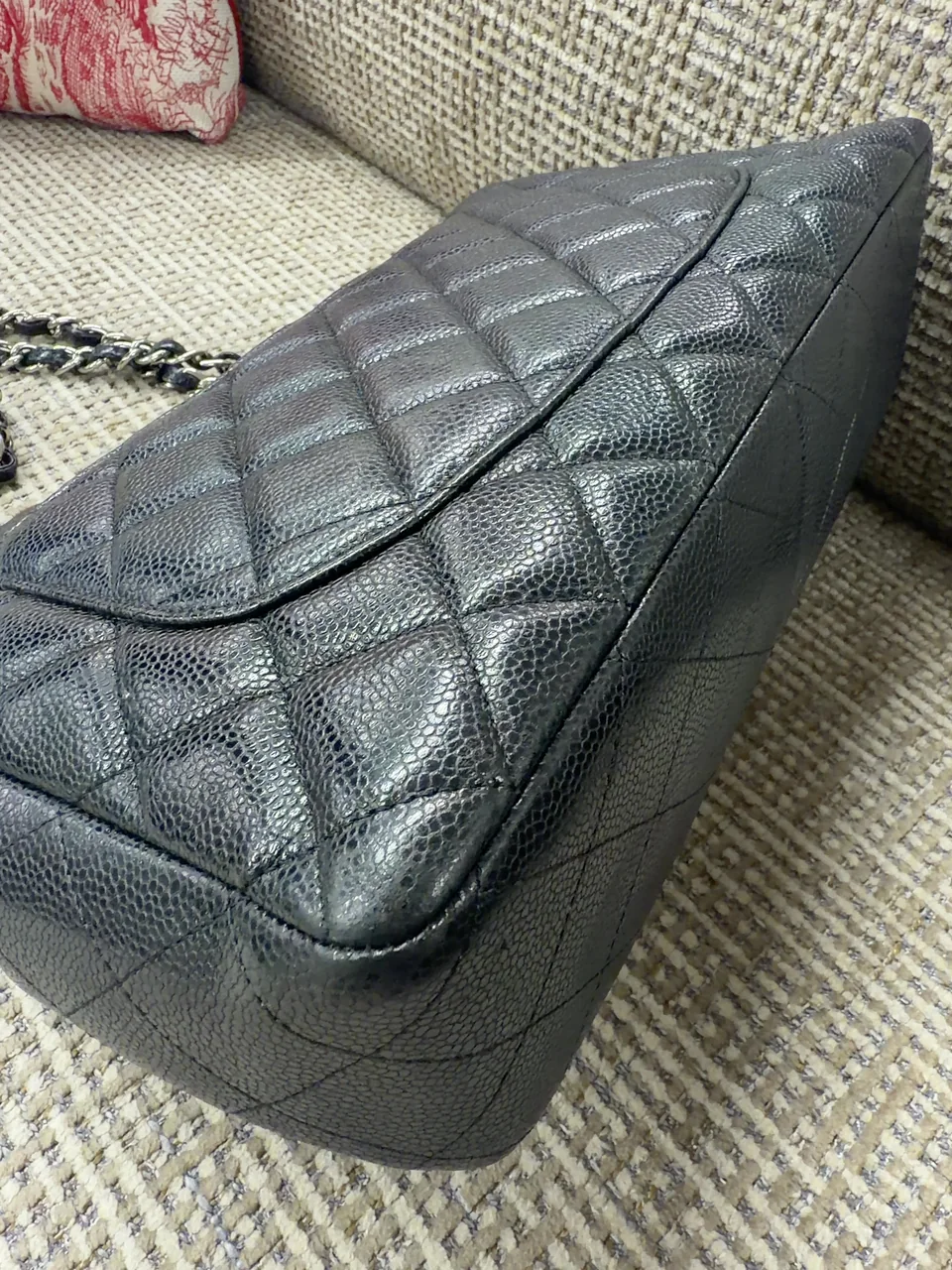 CHANEL CAVIAR CHAIN SHOULDER BAG view 16