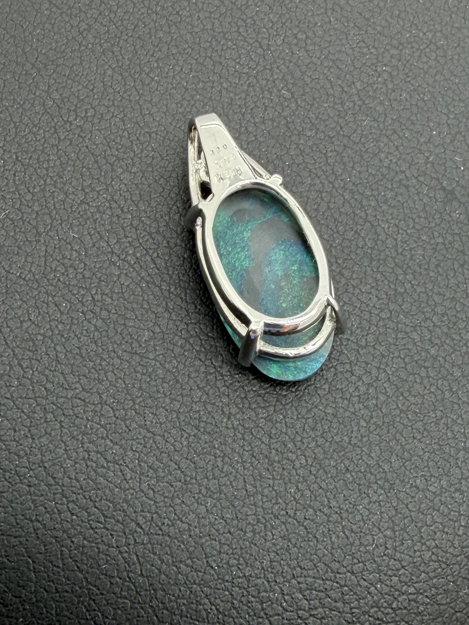 K18WG OPAL NECKLACE OP3.28CTS FD0.04CT 2.1G hover