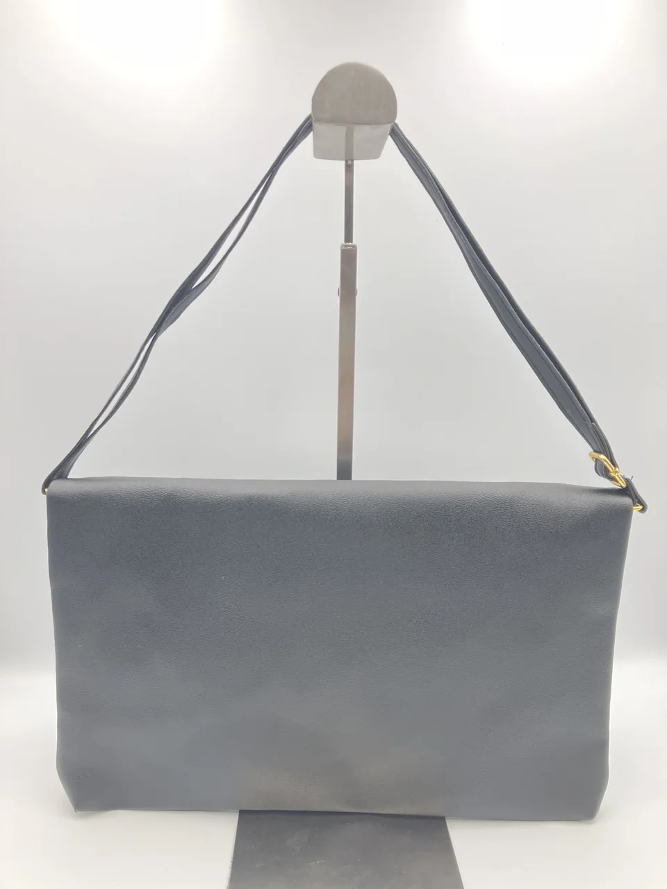 GIVENCHY SHOULDER BAG (BLACK) view 4