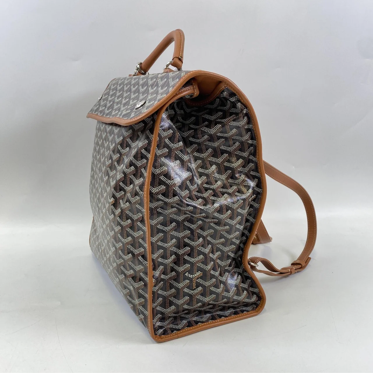 GOYARD SAINT LEGER view 7