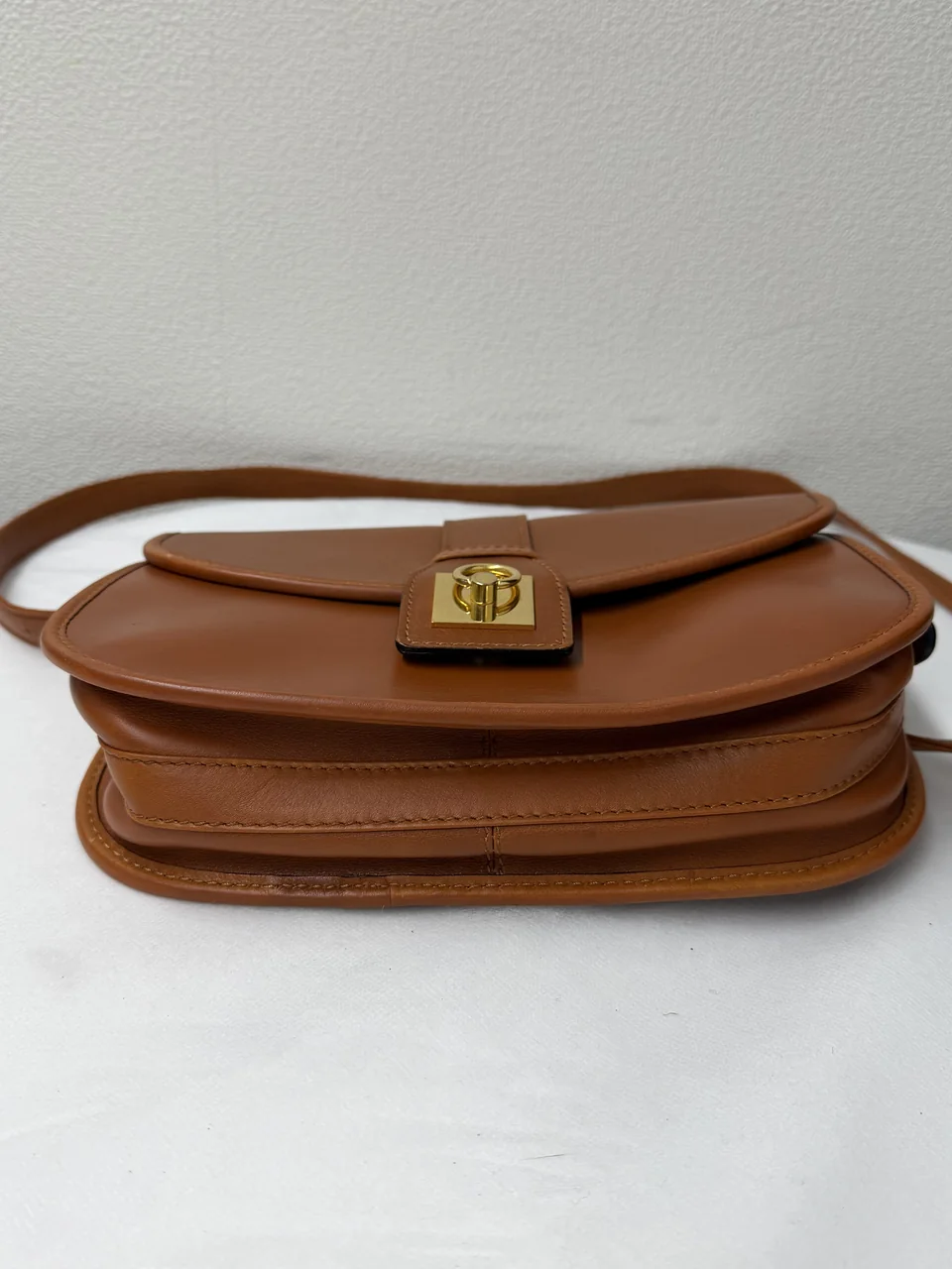CELINE SHOULDER BAG (BROWN) view 5