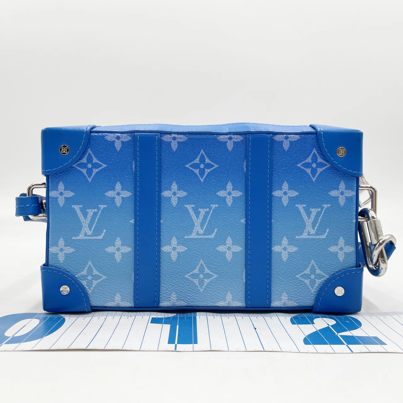 LV SOFT TRUNK WALLET (BLUE) view 2