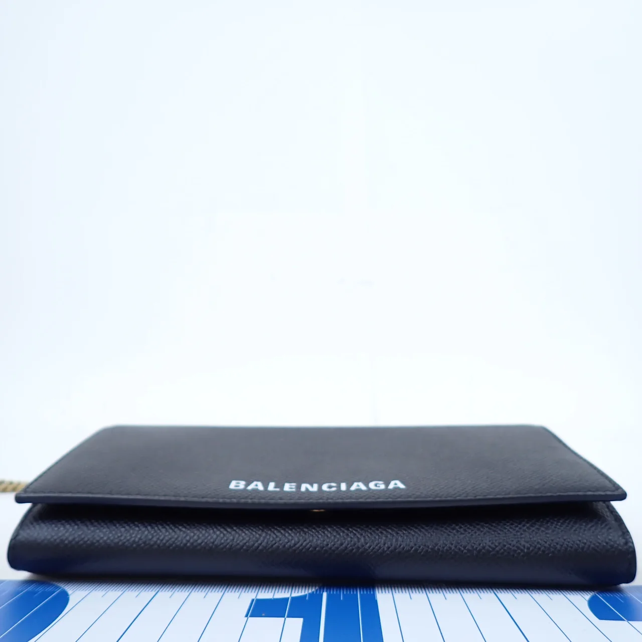 BALENCIAGA WALLET-ON-CHAIN (BLACK) view 3