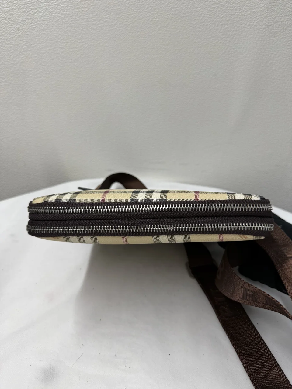 BURBERRY SHOULDER BAG view 5