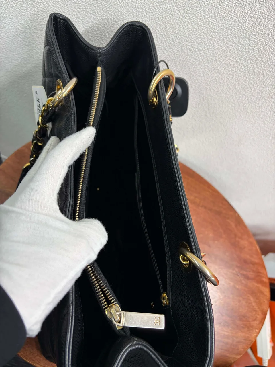 CHANEL CAVIAR GST view 8