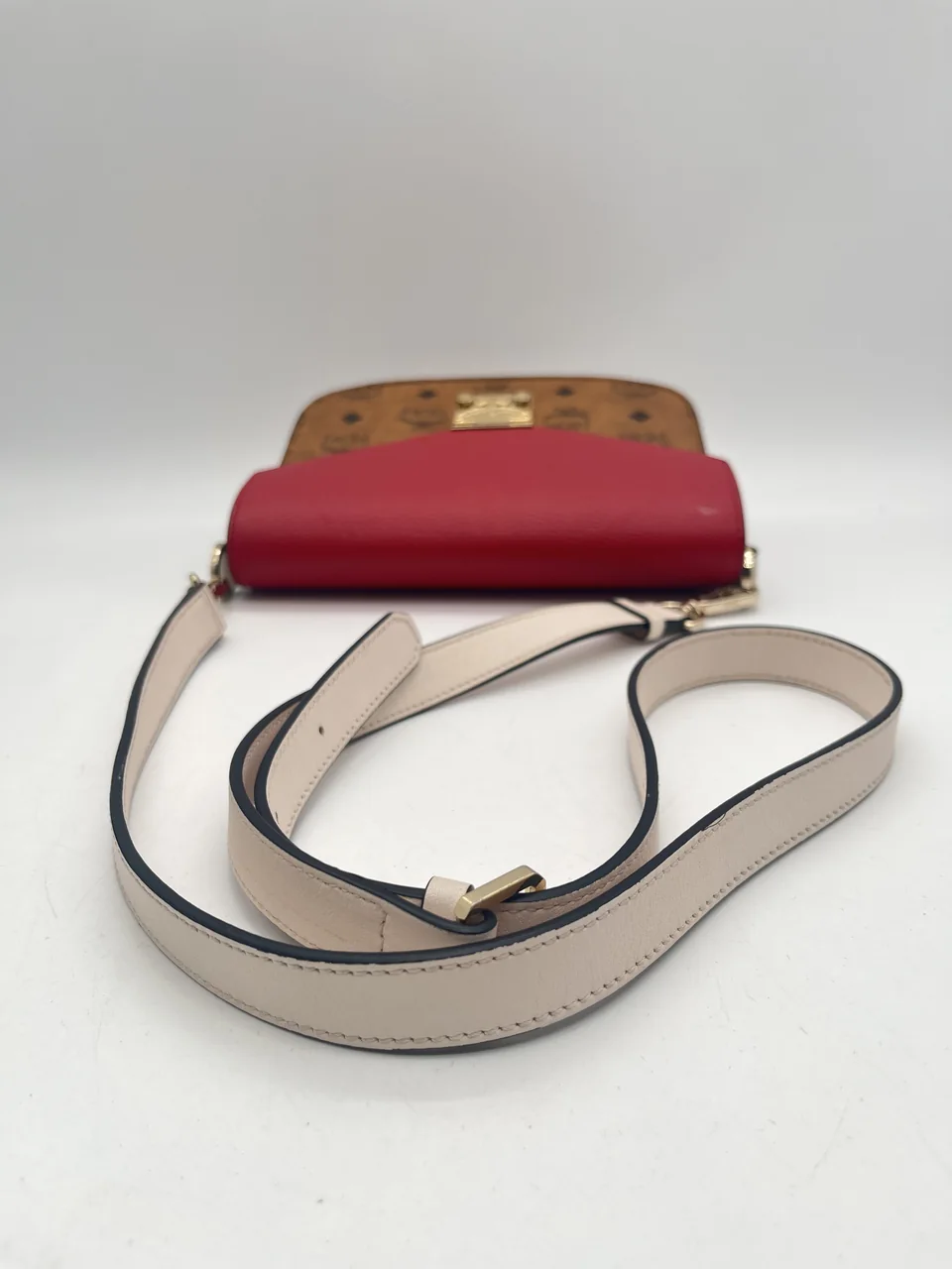 MCM VICETOS SHOULDER BAG view 3