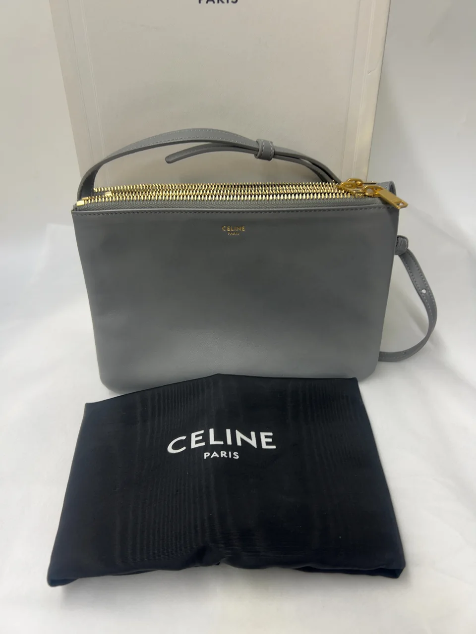 CELINE TRIOMPHE SHOULDER BAG hover