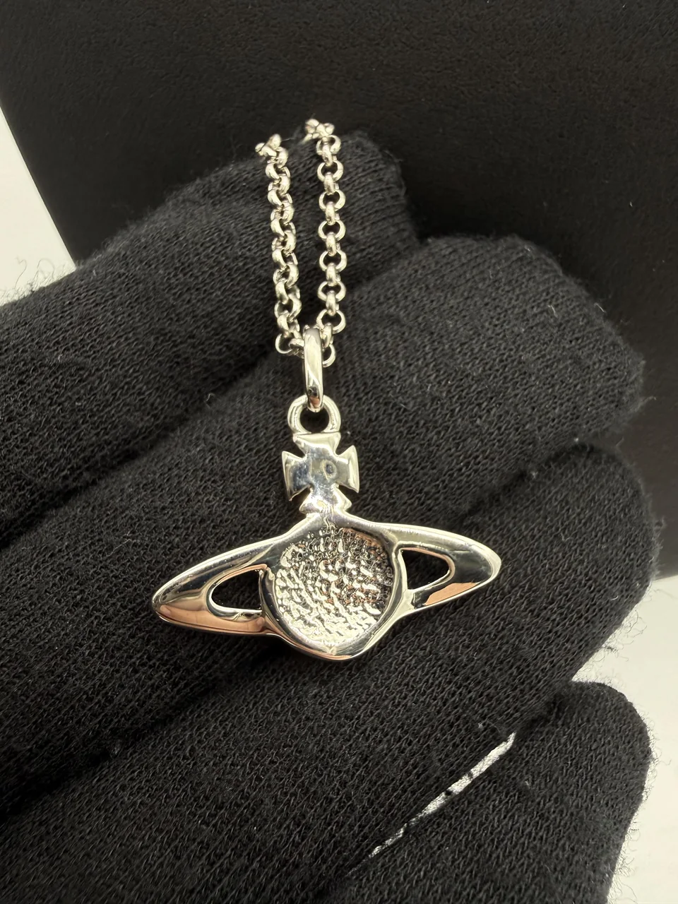 VIVIENNE WESTWOOD NECKLACE hover