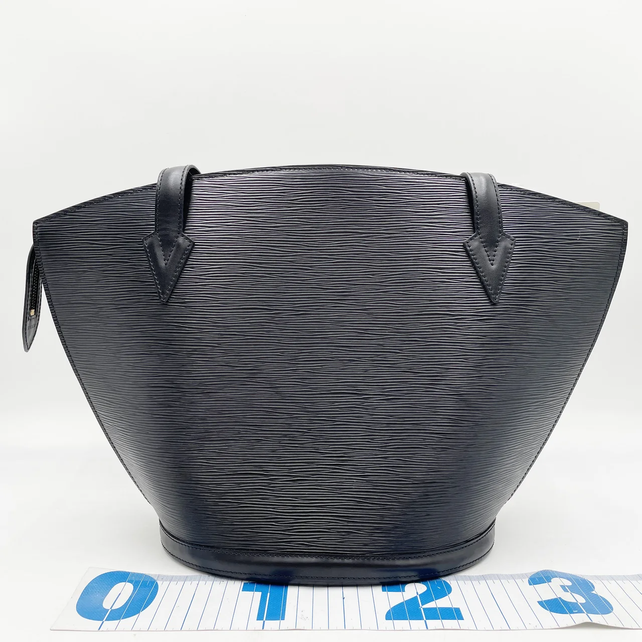 LV EPI SAINT JACQUES SHOPPING hover