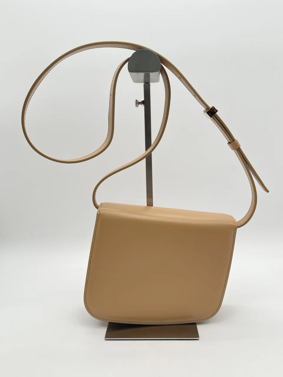 SALVATORE FERRAGAMO SHOULDER BAG (BEIGE) view 2