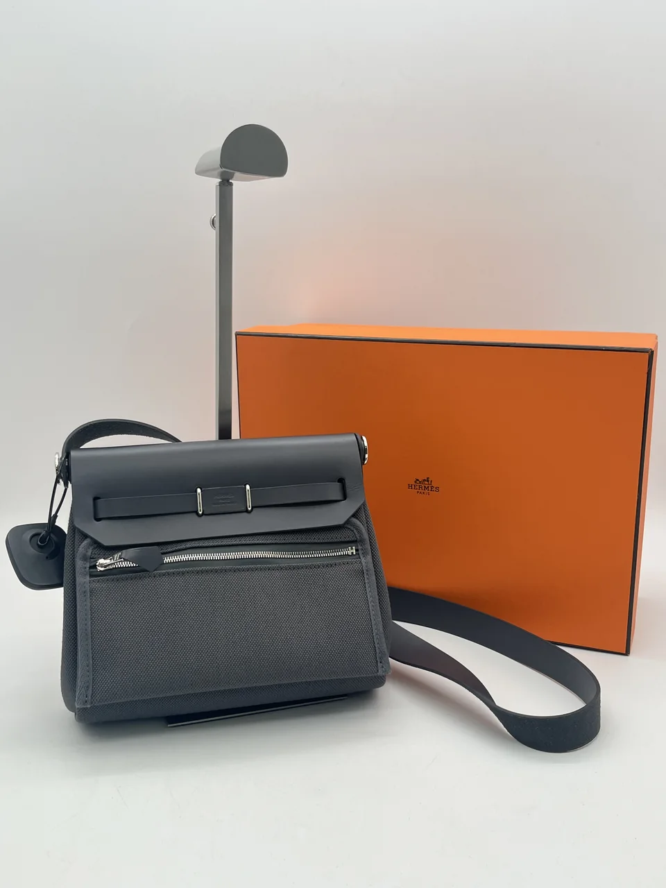 HERMES HERBAG ZIP MINI (K STAMP) hover