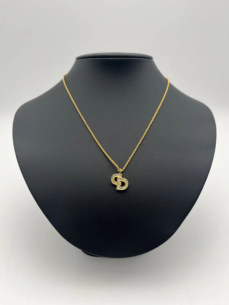 DIOR NECKLACE