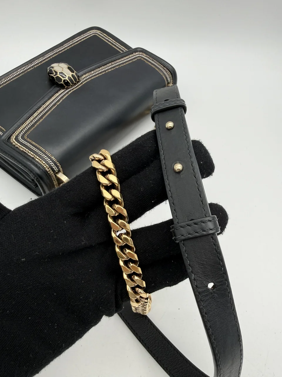 BVLGARI SERPENTI CHAIN SHOULDER BAG (BLACK) view 13