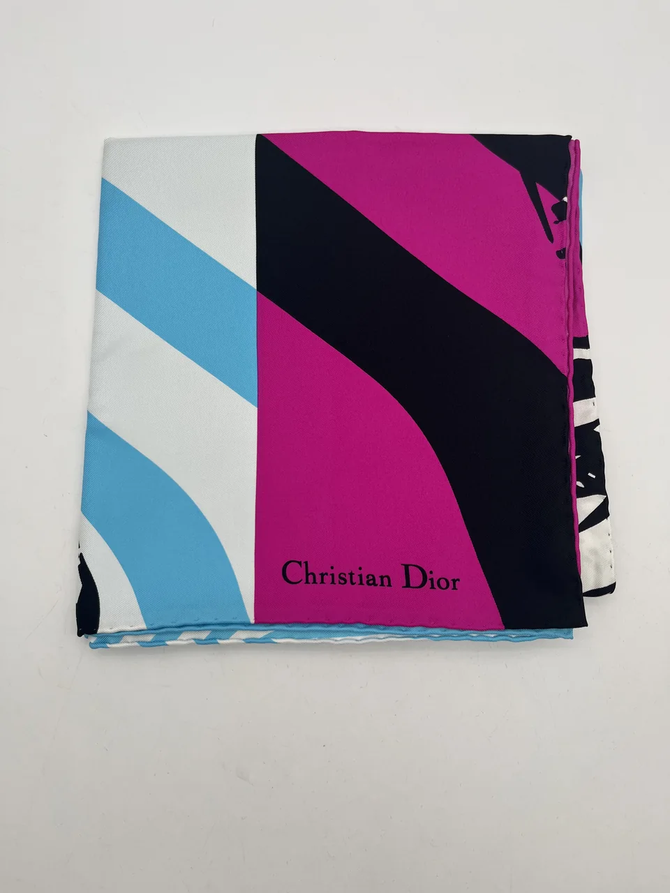 DIOR SCARF hover