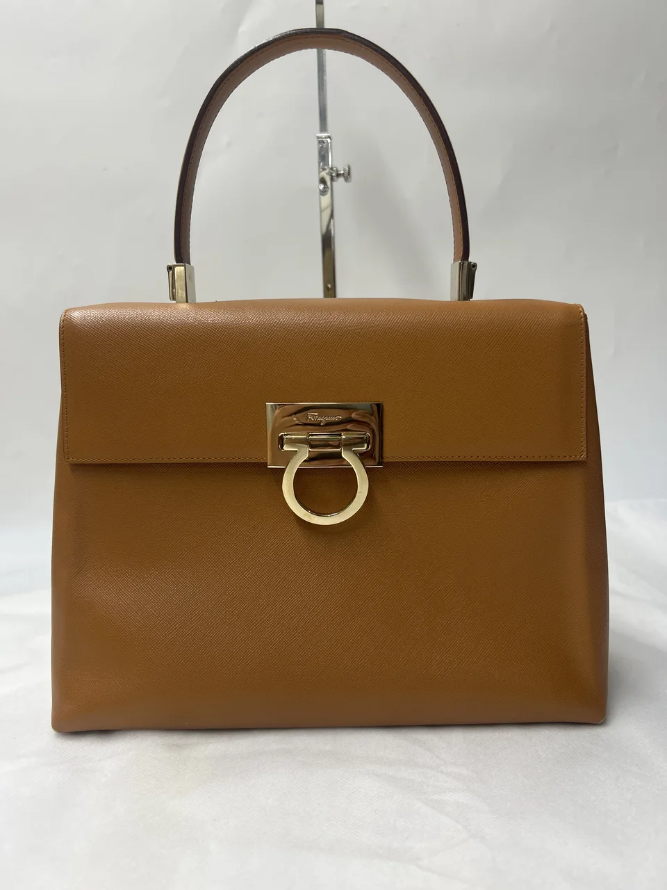 SALVATORE FERRAGAMO GANCINI TWO-WAY BAG