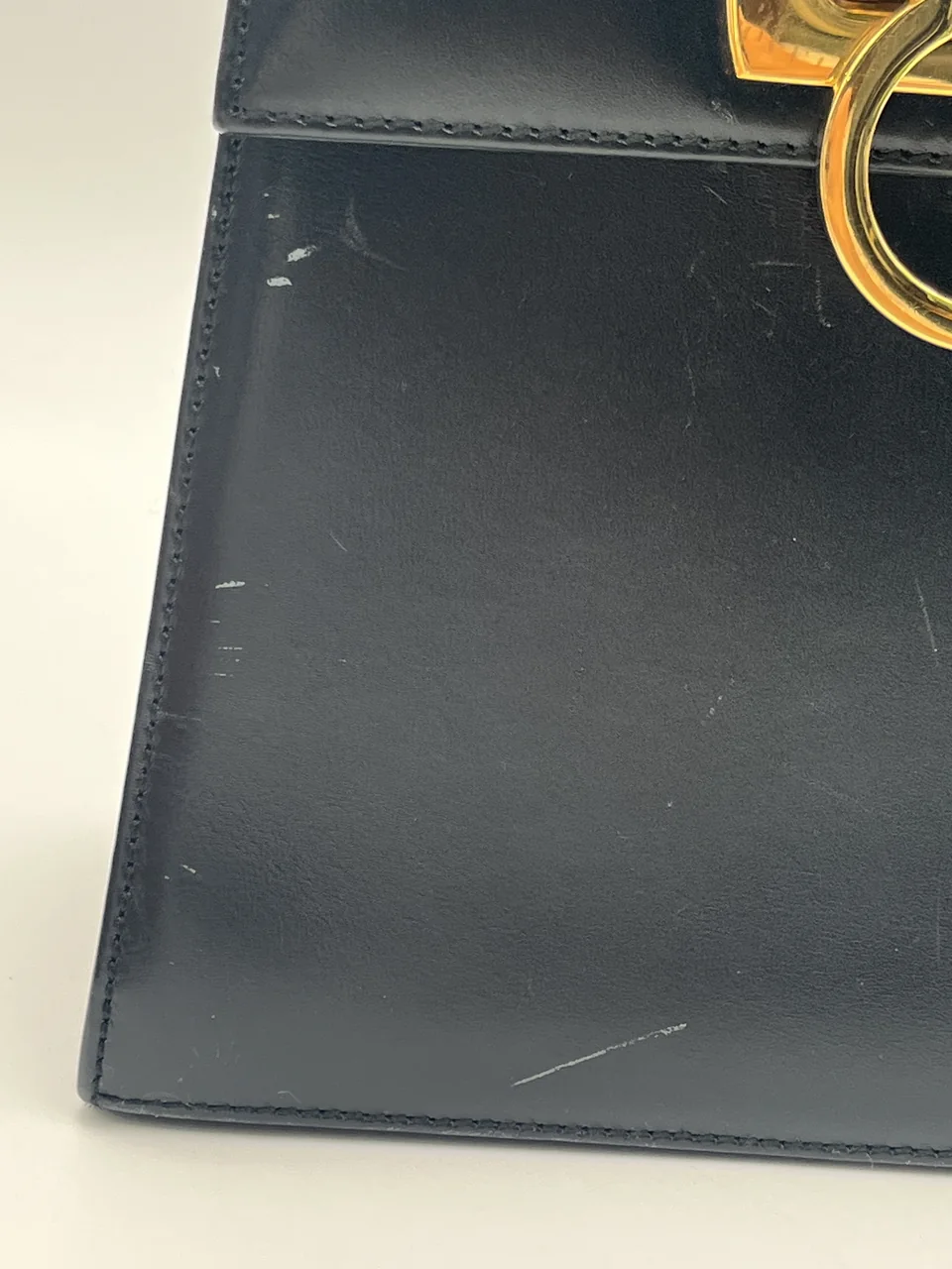 SALVATORE FERRAGAMO HANDBAG hover
