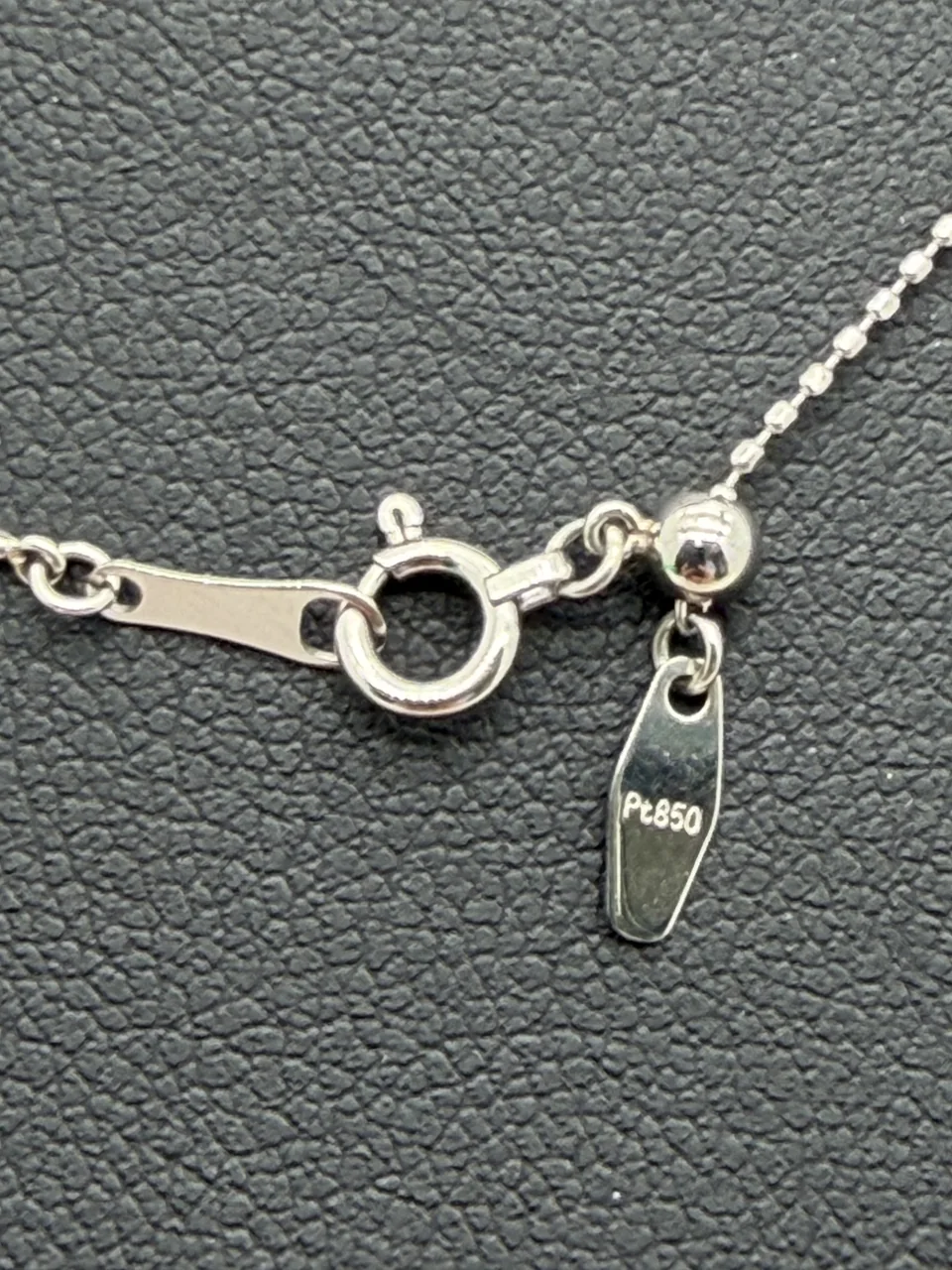 PT900.850 DIAMOND NECKLACE D0.933CT FD0.22CT 5.3G view 4