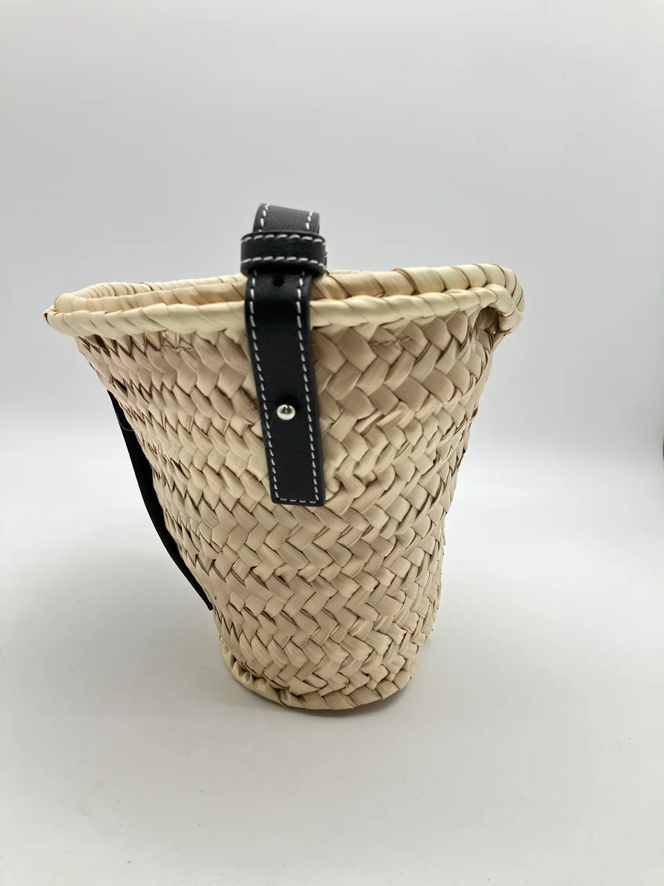 LOEWE BASKET BAG view 4